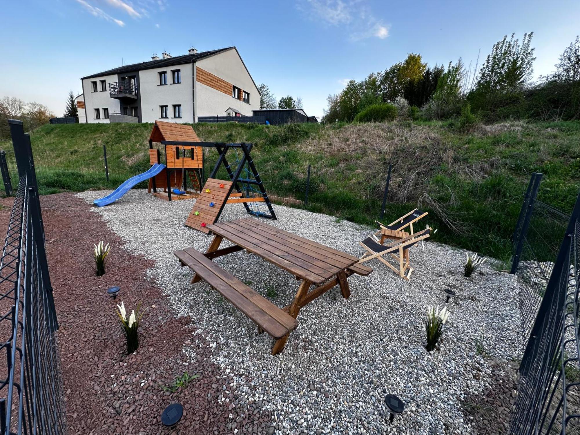 Apartament Pod Wzgorzem Z Sauna, Jacuzzi I Basenem Kudowa-Zdrój Zewnętrze zdjęcie